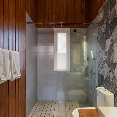 Sulanga Luxury *