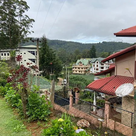 Holiday home Hillside *