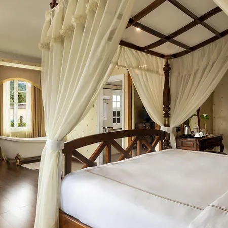 The Westbury Palace Hotel 5*