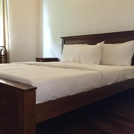 Lake View Bungalow - Nuwara Eliya Guest house 3*