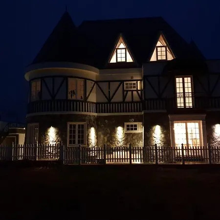 Villa Maple Castle Nuwara Eliya