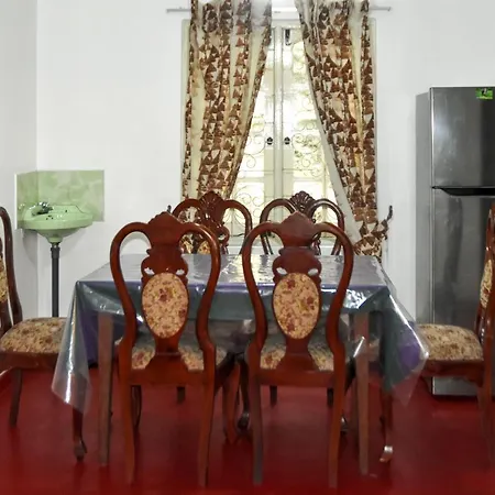 Mountain Hotel Nuwara Eliya