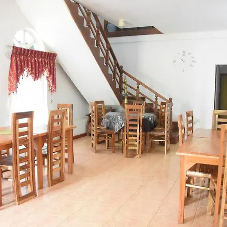 Pedro & Guest house 3*