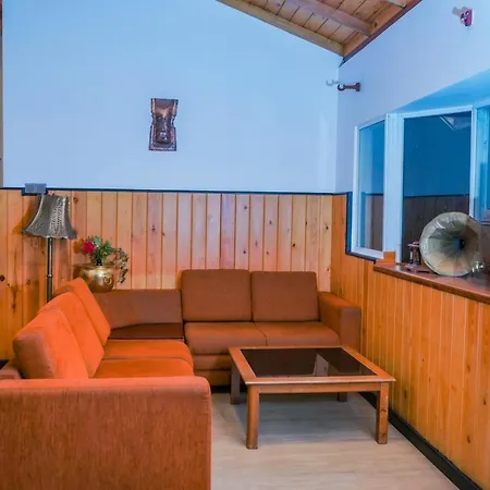 Hotel Blue Moon Residency Nuwara Eliya