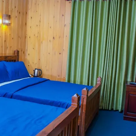 Hotel Blue Moon Residency Nuwara Eliya