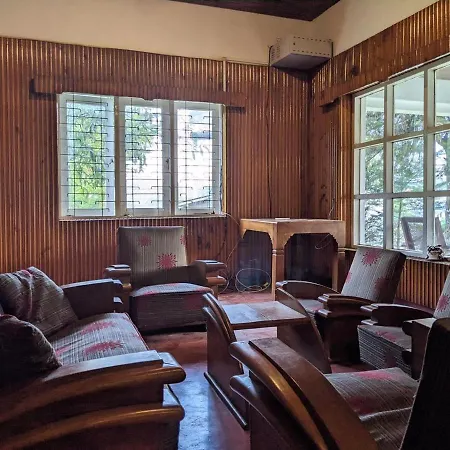 Hostel Chilly Croc Nuwara Eliya
