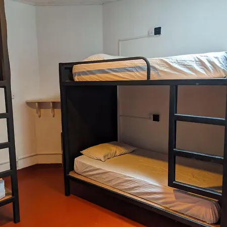 Chilly Croc Hostel