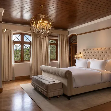 The Bellwood Manor