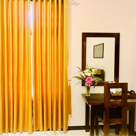 Queensland Hotel Nuwara Eliya