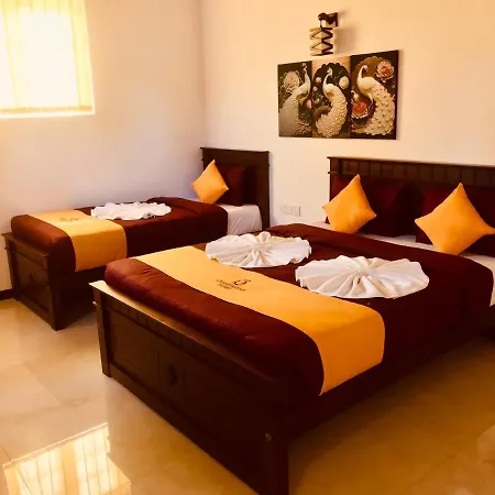 Hotel Queensland *