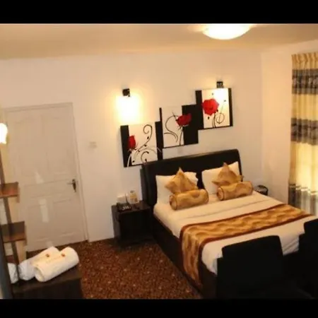 Hotel Bluefield - Nuwara Eliya