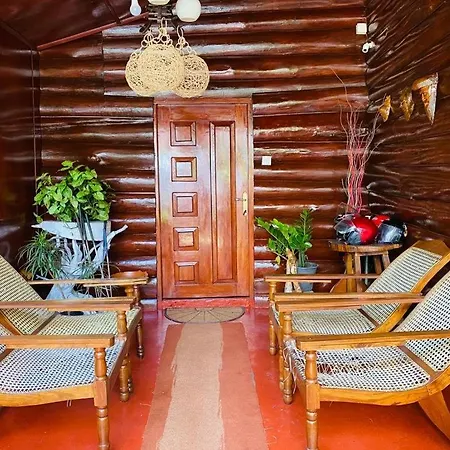 Greenland Wooden * Nuwara Eliya