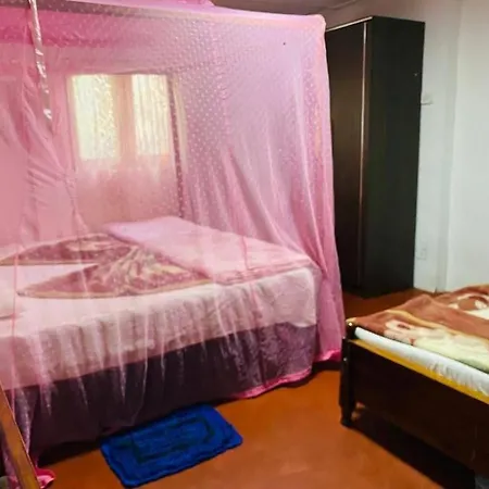 Greenland Wooden Homestay Nuwara Eliya