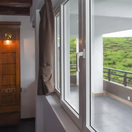 Jl Grand 4* Nuwara Eliya