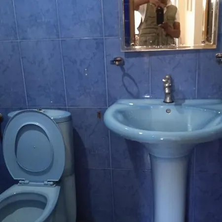 Guest house Nuwaraeliya Kings Court 3*