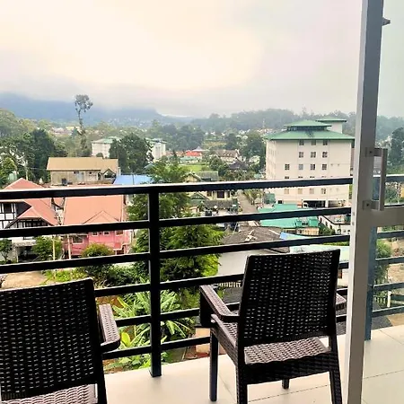 Hotel Queens Mount Glen Heights 2*
