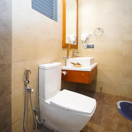 Hotel Bulwark *