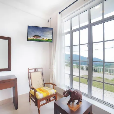 The Montfort, Nuwaraeliya Bed & Breakfast