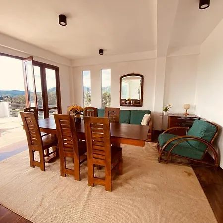 Euphoria White House Nuwaraeliya Hotel 4*