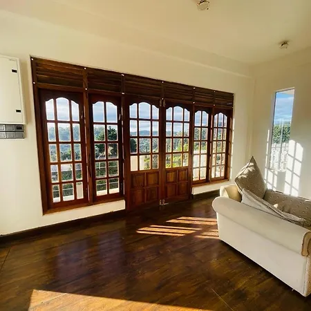 Euphoria White House Nuwaraeliya Hotel