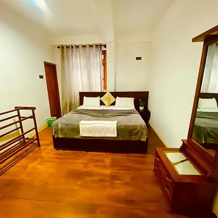 Euphoria White House Nuwaraeliya Hotel 4*