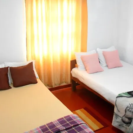 The Dew Drop Guest house Nuwara Eliya