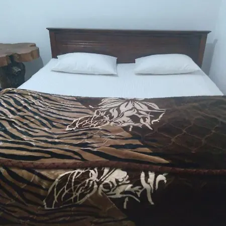 Thalagala Oya & Restaurant