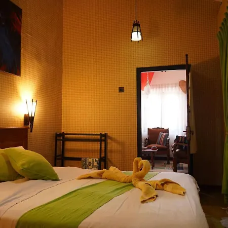 Guest house Red Wood Nuwara Eliya