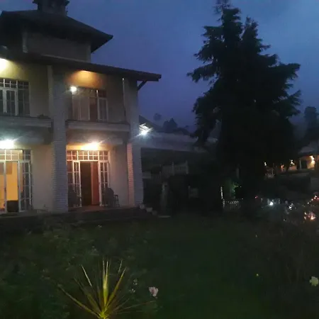 Guest house Nioka Holiday Bungalow Nuwara Eliya