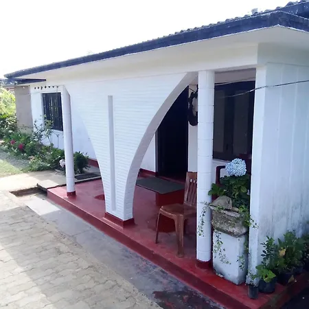 White House Pattipola * Nuwara Eliya