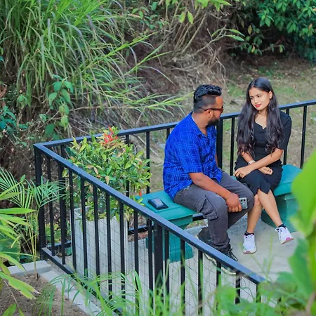 The Backwoods - Apartment