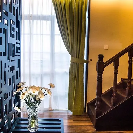Hotel Victoria Court Nuwara Eliya