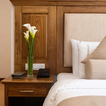 Hotel Araliya Red - Budget Friendly Hotel- Where Find Stunning 360 Panoramic View Of Nuwara Eliya