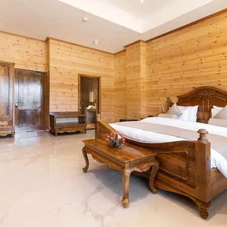 Araliya Red - Budget Friendly Hotel- Where Find Stunning 360 Panoramic View Of Hotel