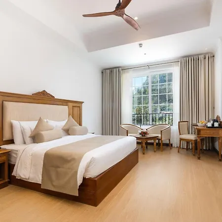 Araliya Red - Budget Friendly Hotel- Where Find Stunning 360 Panoramic View Of 4*