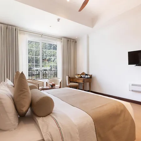 Araliya Red - Budget Friendly Hotel- Where Find Stunning 360 Panoramic View Of 4* Nuwara Eliya