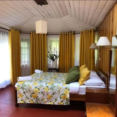 Meena Ella Colonial Bungalow Holiday home *