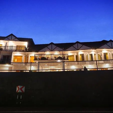 Eden Hill 5*