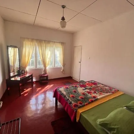 Home Holiday Homestay
