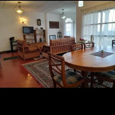 Home Holiday Nuwara Eliya