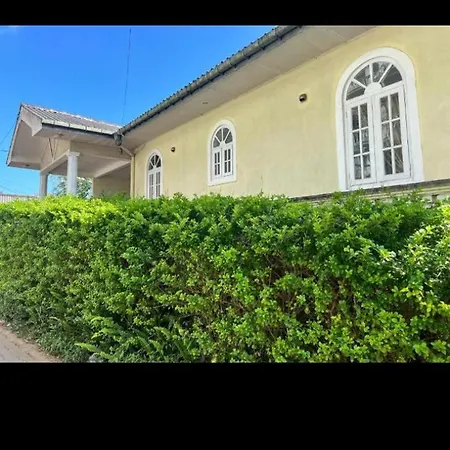 Home Holiday Nuwara Eliya