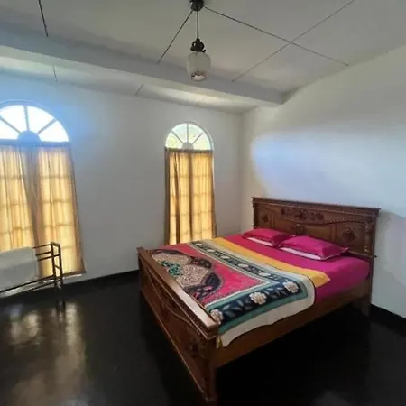 Homestay Home Holiday Nuwara Eliya