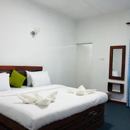 Guest house White Hill Bungalow Nuwaraeliya Nuwara Eliya
