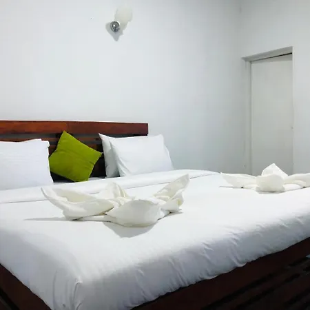 Guest house White Hill Bungalow Nuwaraeliya Nuwara Eliya