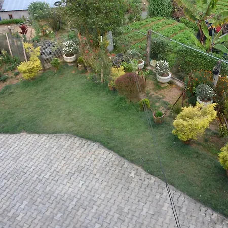 Carmalin Nuwara Eliya