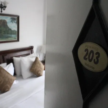 New Rock Hotel Nuwara Eliya