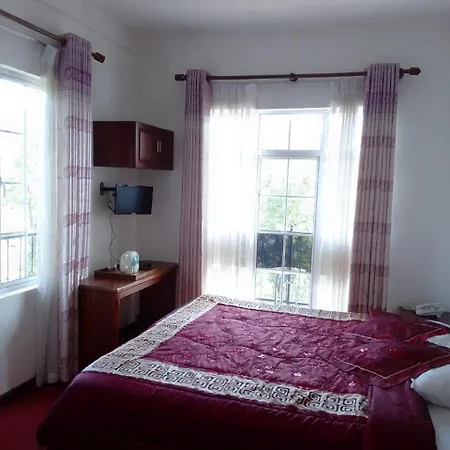 Hotel Tealeaf Nuwara Eliya