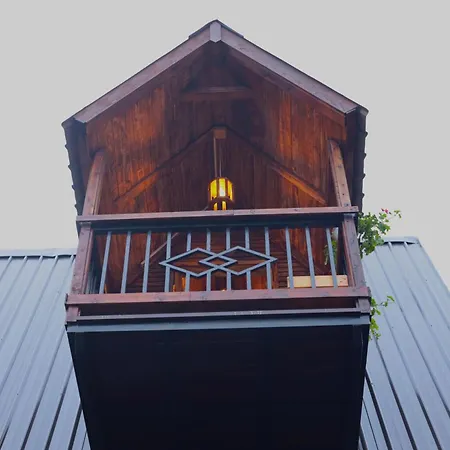 Hunters Wood Villa
