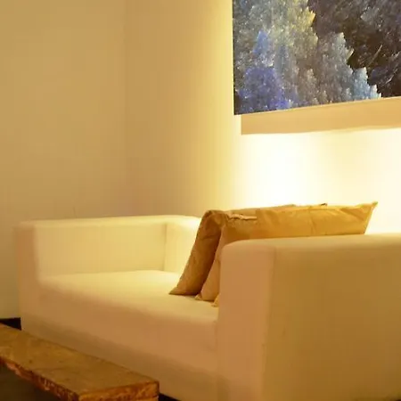 26. Loversleap Bed & Breakfast 3*