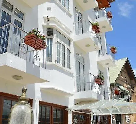 Hotel Royal Pearl Hills Nuwara Eliya